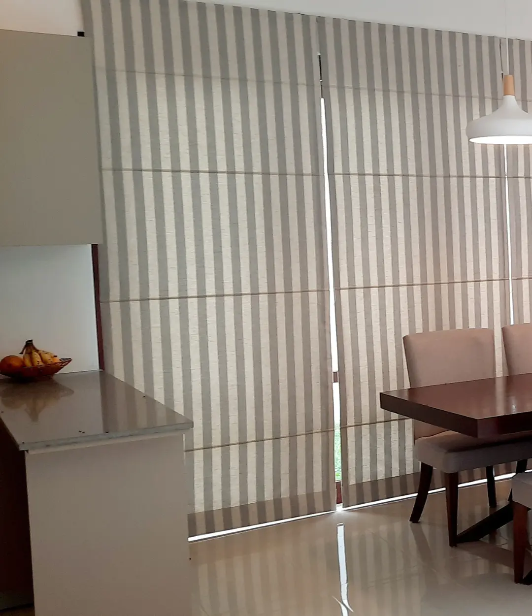 Custom kitchen blinds Dubai – waterproof and easy-clean design